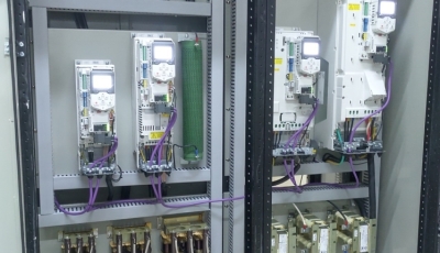 Tủ truyền động AC